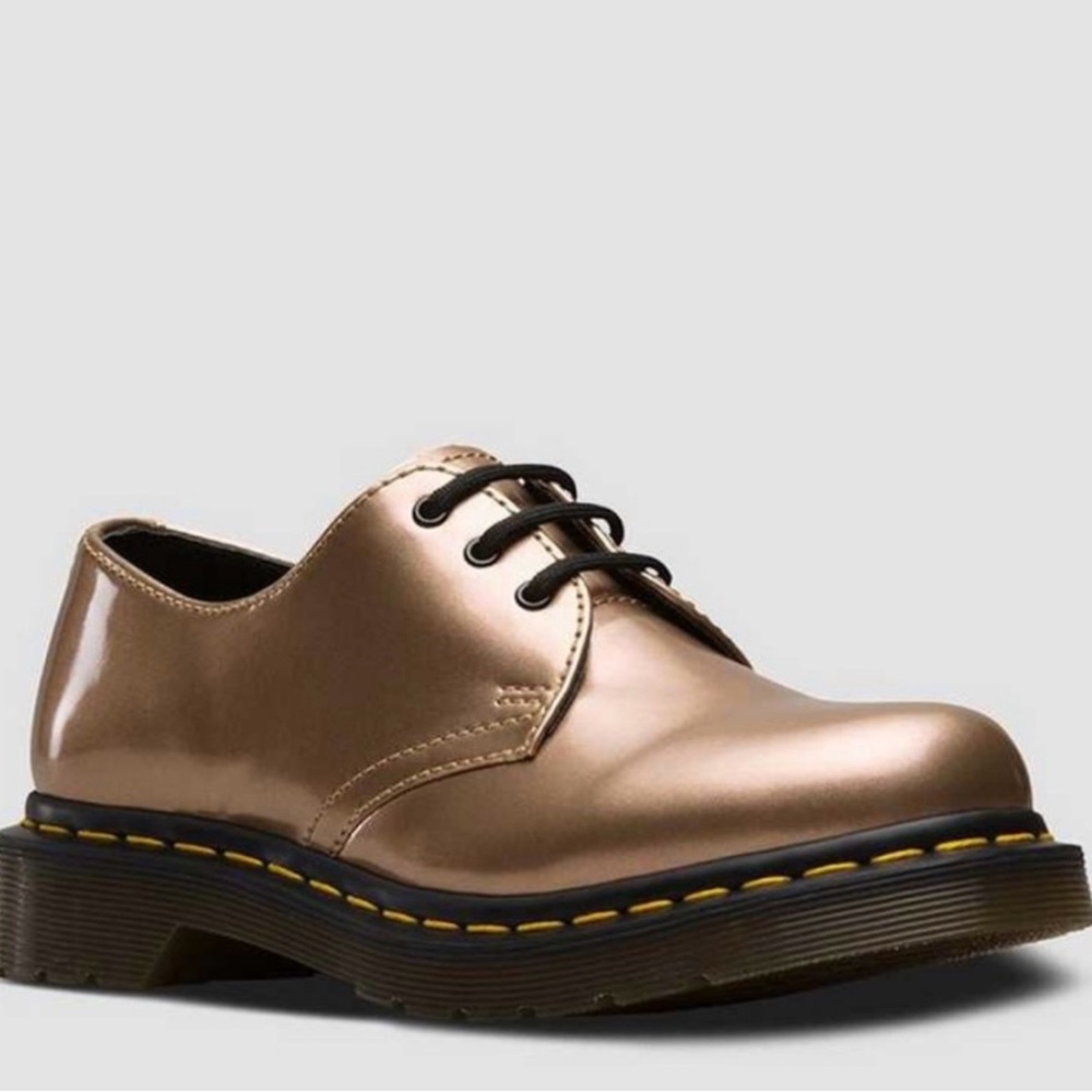 Dr. Martens Rose Gold Quartz Derby Shoes Metallic Women’s size 8